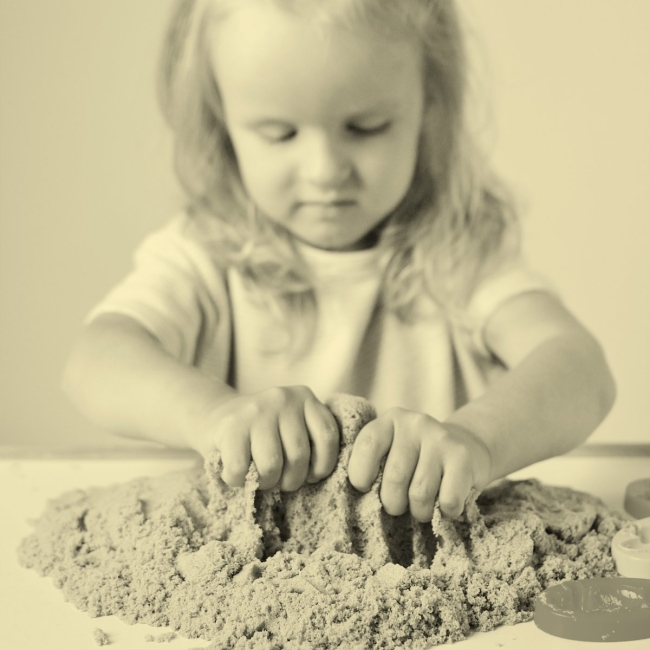 "Art par le jeu" 2 - 4 ans.            Session découverte